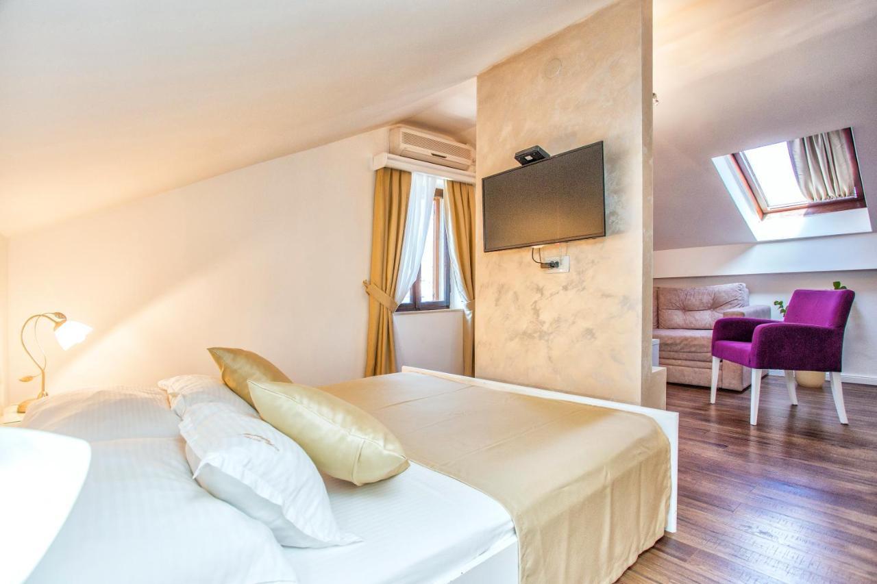 Hotel Admiral Πέραστ Εξωτερικό φωτογραφία