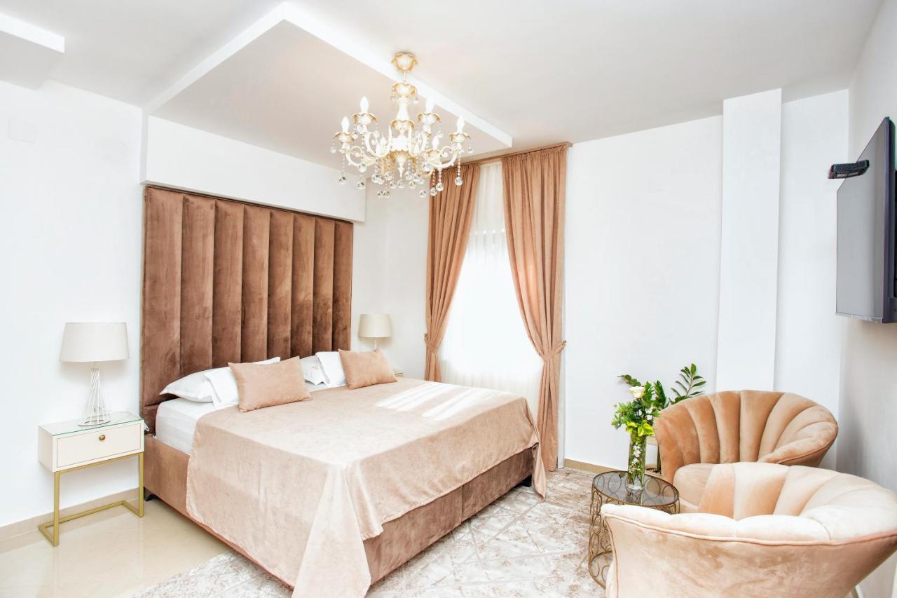 Hotel Admiral Πέραστ Εξωτερικό φωτογραφία