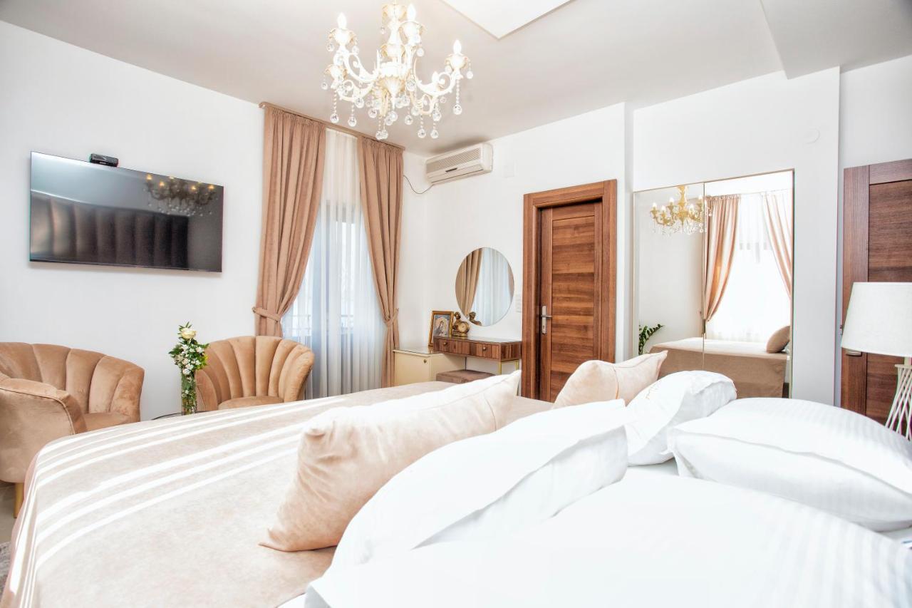 Hotel Admiral Πέραστ Εξωτερικό φωτογραφία