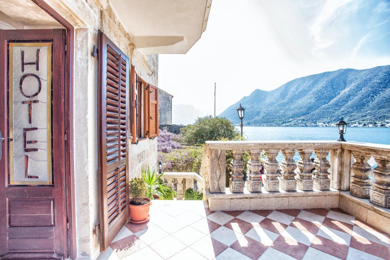 Hotel Admiral Πέραστ Εξωτερικό φωτογραφία