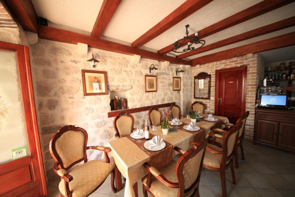 Hotel Admiral Πέραστ Εξωτερικό φωτογραφία