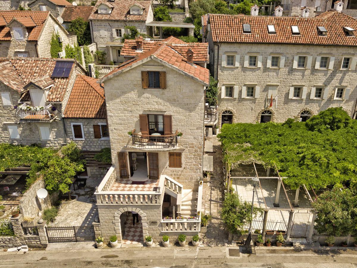 Hotel Admiral Πέραστ Εξωτερικό φωτογραφία