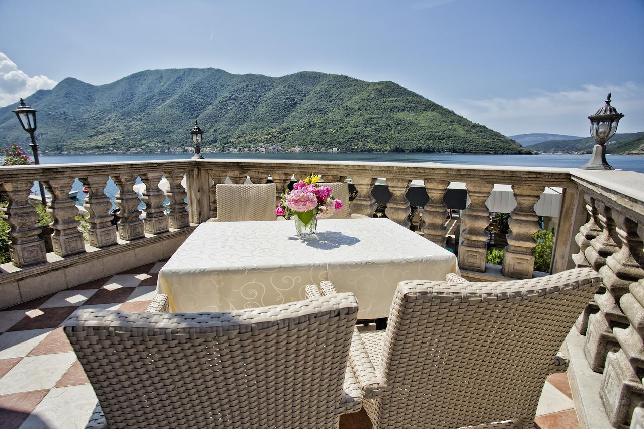 Hotel Admiral Πέραστ Εξωτερικό φωτογραφία